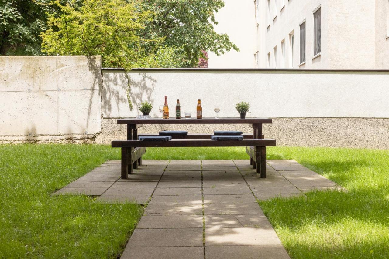 Spacious Vienna Central Station Residence Bagian luar foto