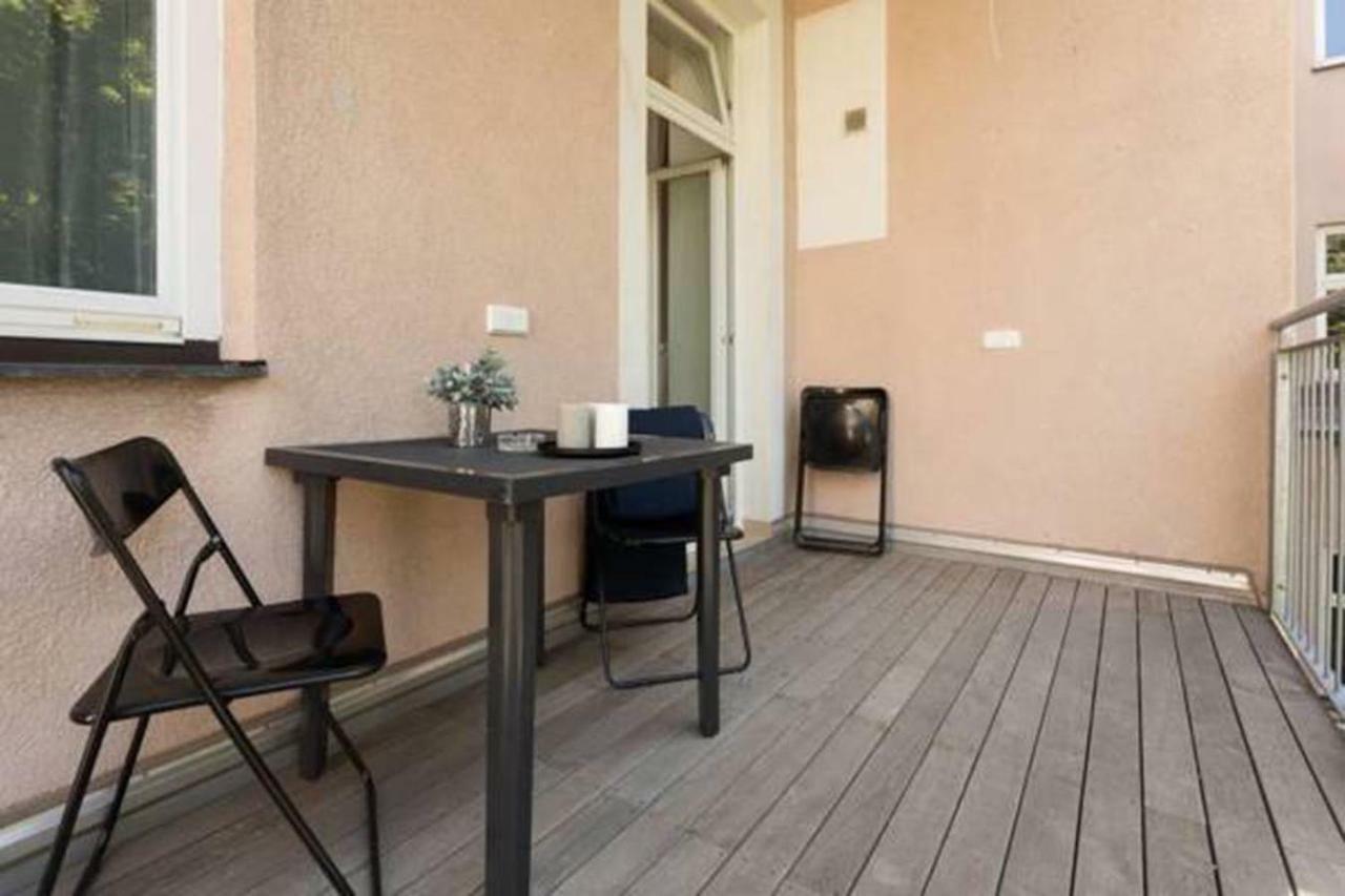 Spacious Vienna Central Station Residence Bagian luar foto